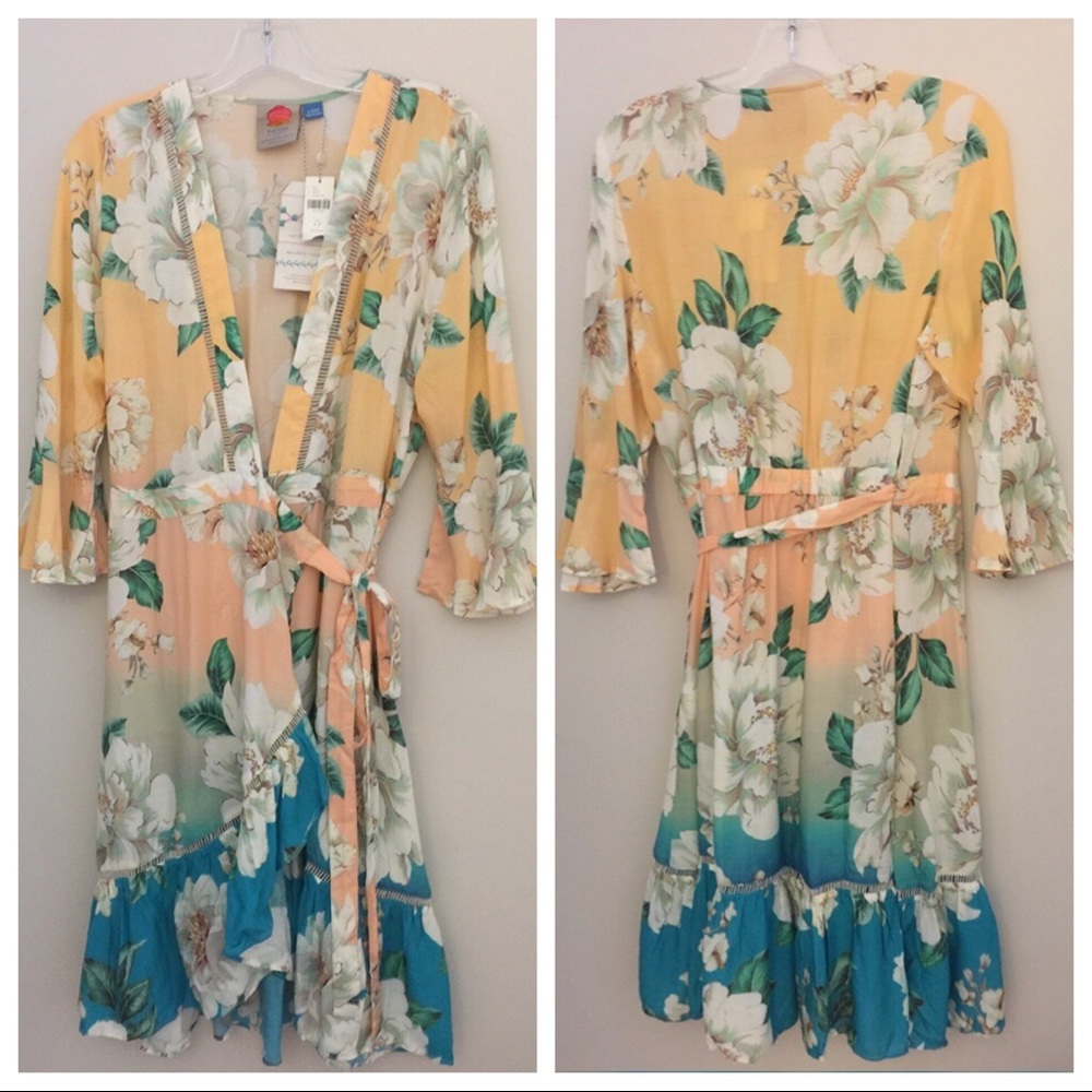 🆕NWT Farm Rio Wrap Dress -Anthropologie exclusive - Picture 5 of 8